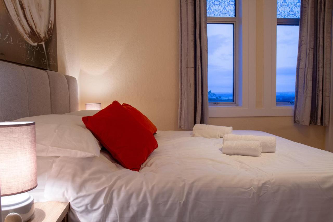 Apartament Carvetii - Fox House - 1St Floor Flat Sleeps Up To 8 Dunfermline Zewnętrze zdjęcie