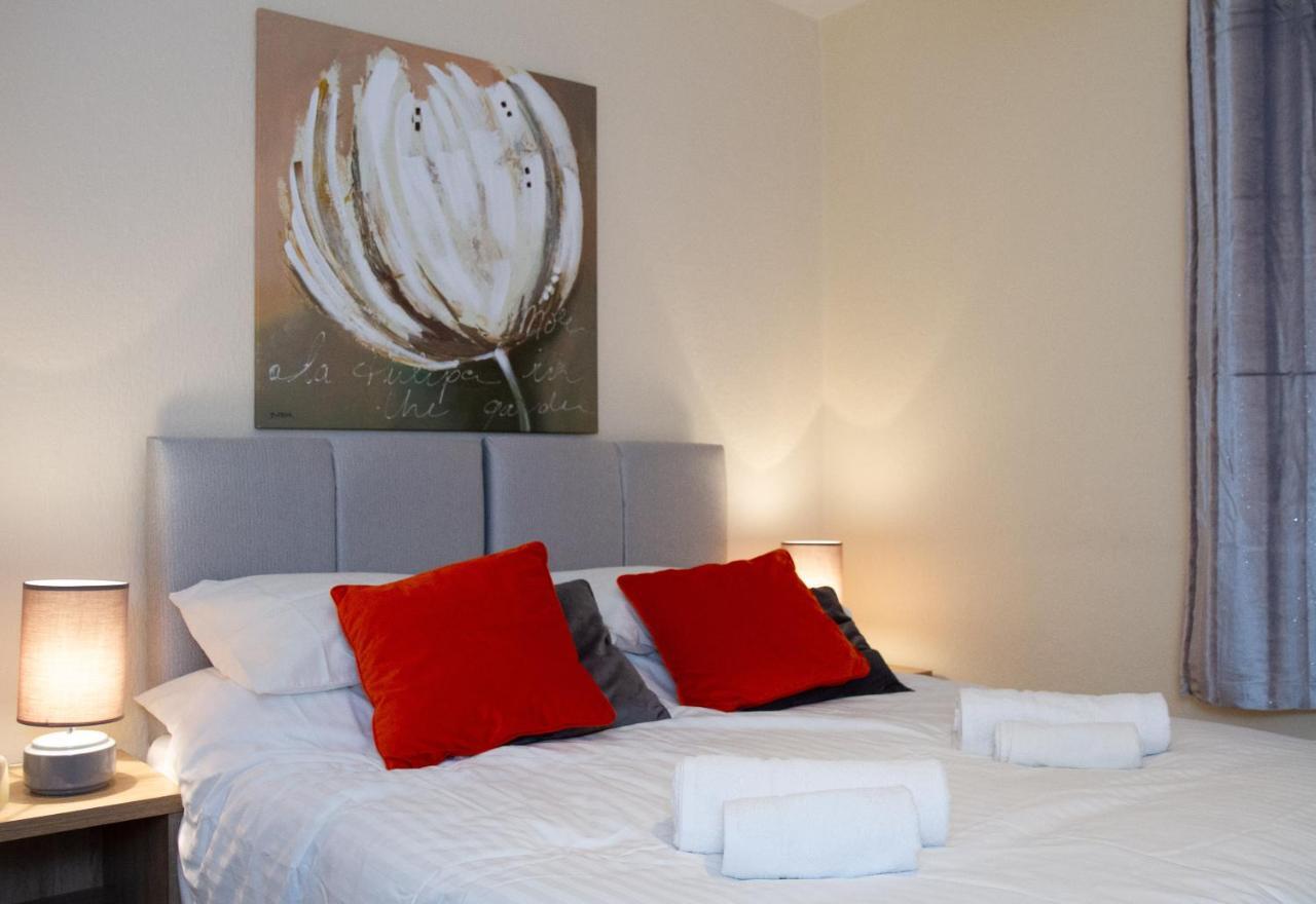 Apartament Carvetii - Fox House - 1St Floor Flat Sleeps Up To 8 Dunfermline Zewnętrze zdjęcie